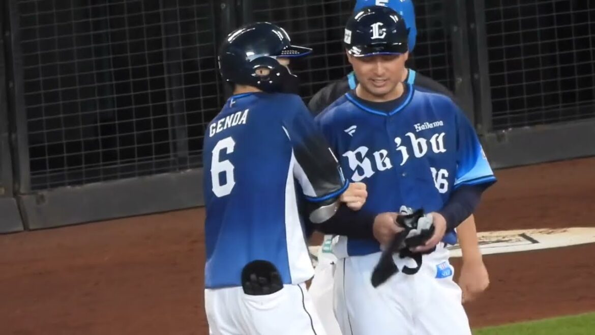 源田たまらん…華麗な流し打ちタイムリーヒットで先発上原健太を打ち崩す‼︎ 日本ハム対西武ライオンズ　エスコンフィールド北海道