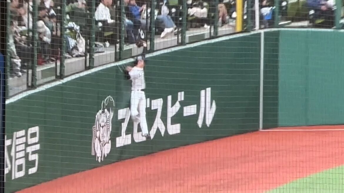 金子侑司ファインプレー(ギリ撮れてません…)！直後の打席でヒット！繋いで繋いで1点返す！【西武vsロッテ】2024/4/10