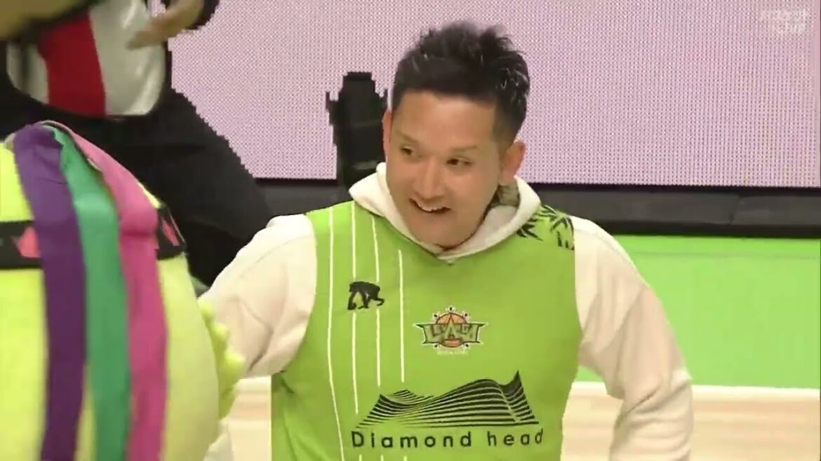 ハーフタイムは杉谷拳士さんが会場を沸かす!! 中野司 前半だけで12得点の活躍【Bリーグ】北海道vs茨城 | B1 第31節 GAME1(2024.4.10) | 2023-24シーズン ハーフタイムは杉谷拳士さんが会場を沸かす!! 中野司 前半だけで12得点の活躍【Bリーグ】北海道vs茨城 | B1 第31節 GAME1(2024.4.10) | 2023-24シーズン