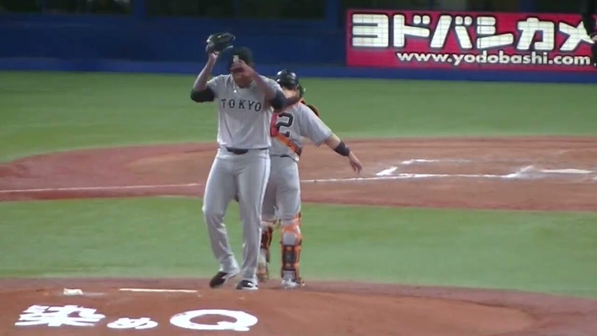 ピンチで登板バルドナード 元巨人 北村拓己を三振（2024年4月11日 ヤクルトスワローズ 対 読売ジャイアンツ）