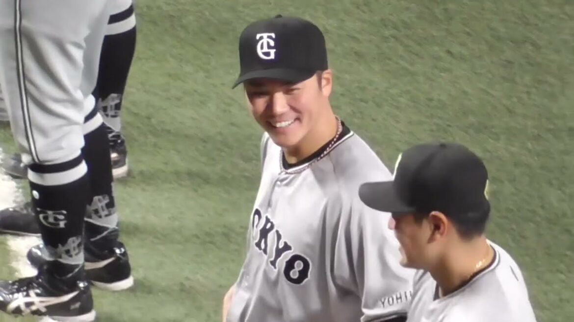 中日開幕戦で88年大野雄大と話してるのか手を振る坂本勇人