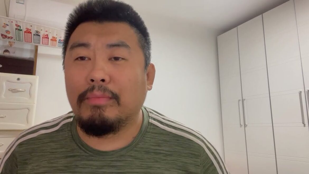 24412冬哥辣评：1:又是日本！怎么最近总是日本。2:我第一次提醒大家小心谨慎选择这家日本公司 这个华人“软蛋🥚一号”。 纯个人讨厌他