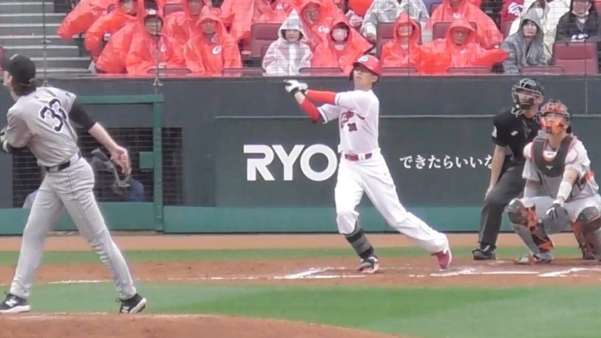 ライト中段に放り込む宇草孔基！668日ぶりの今シーズン第1号ホームラン！2024年4月20日