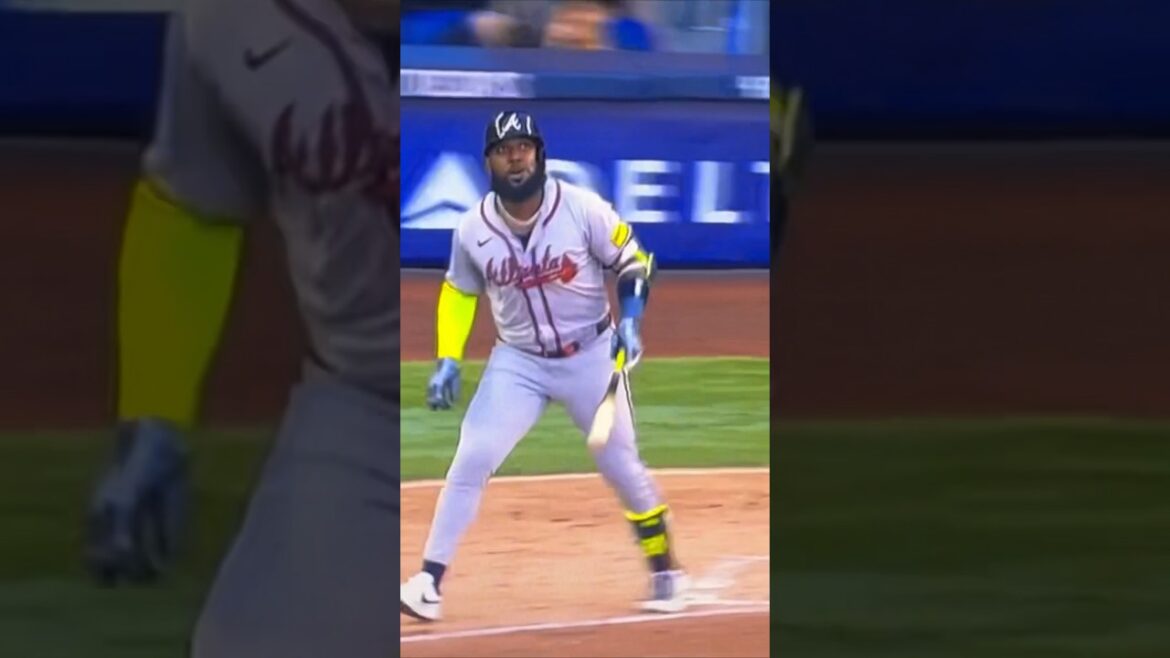 Atlanta Braves Marcell Ozuna 3 RUN Homer for the WIN‼️ #shorts ‼️#viral @braves