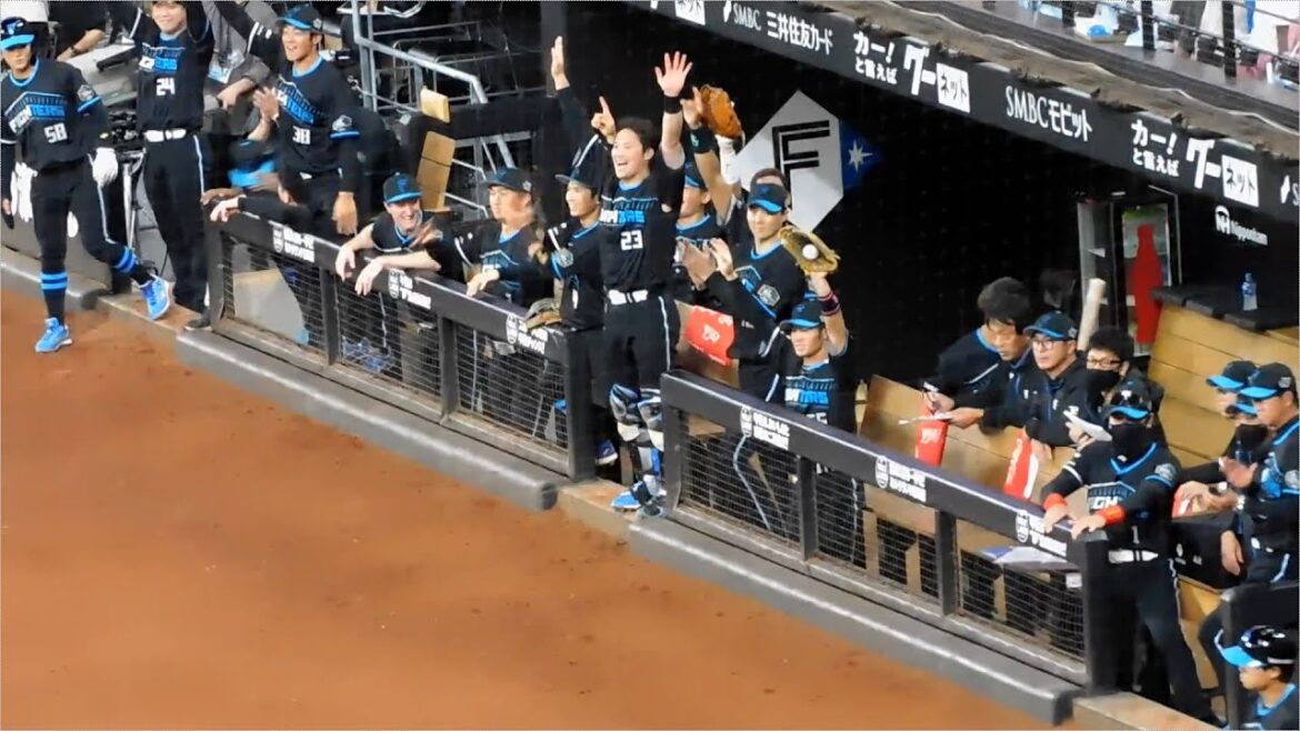 【日本ハム】マルティネス選手 8回裏 タイムリー3ベースの瞬間 ベンチの様子【2024年4月16日】