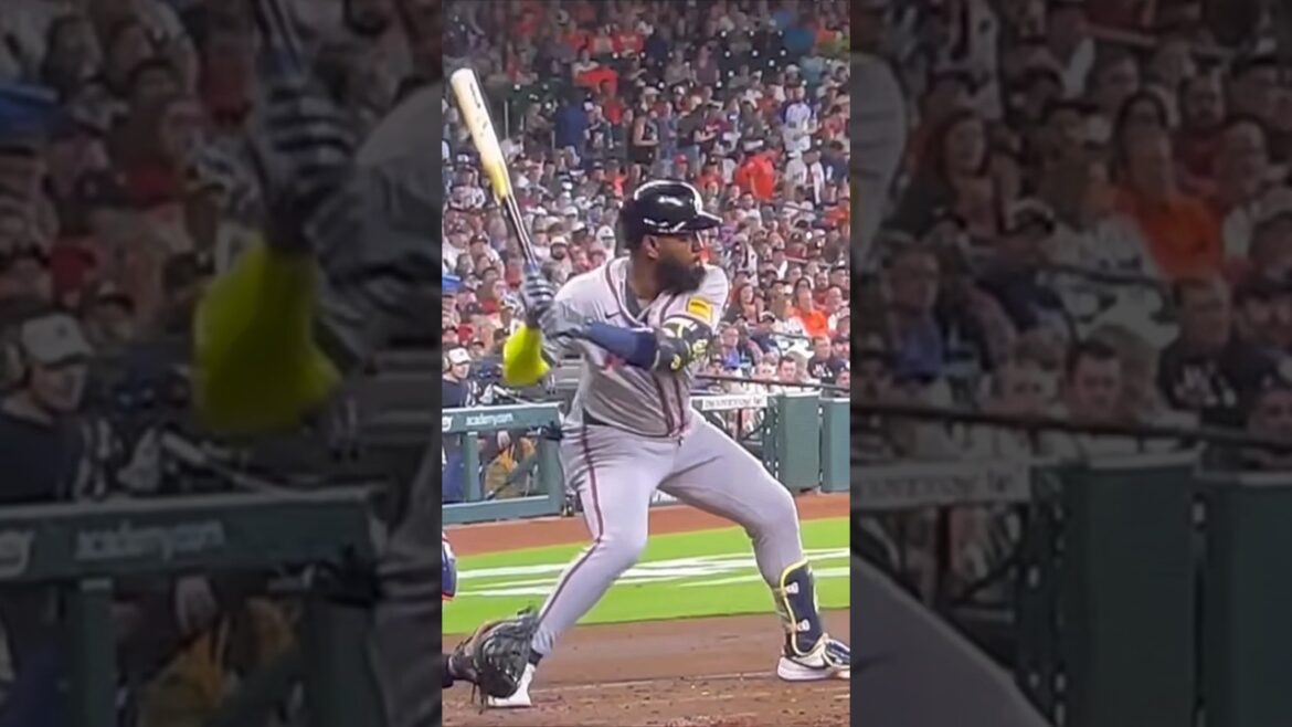 Atlanta Braves Marcell Ozuna SMOKED ONE for 8th Homerun⚾️🔥‼️ #shorts #viral