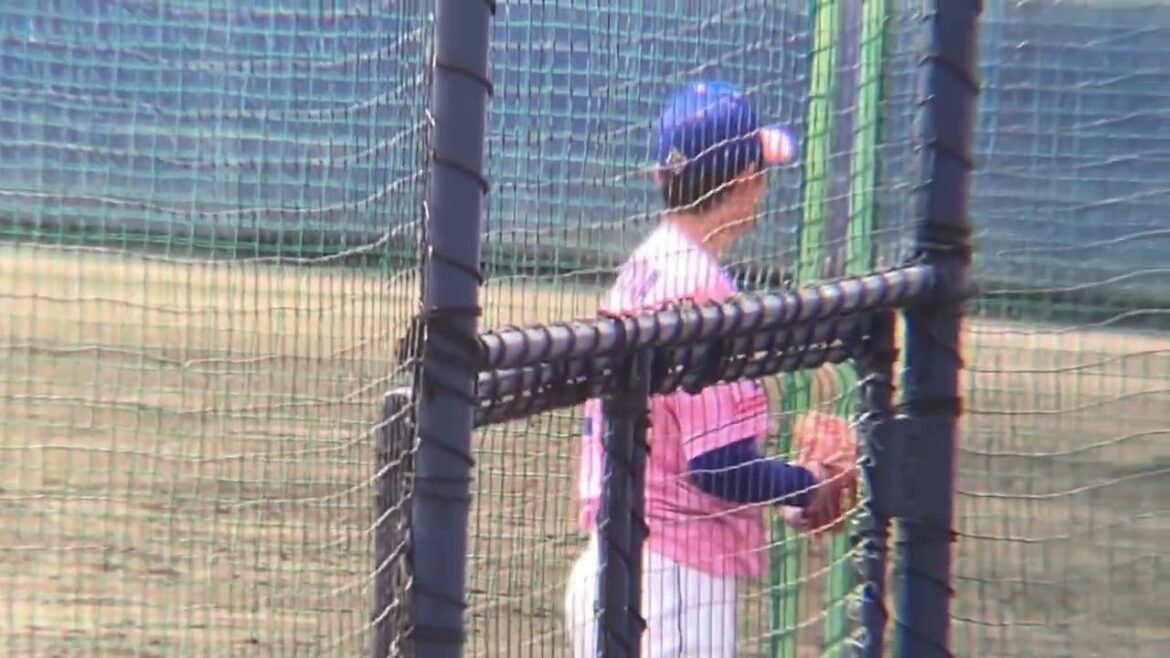 ファーム ブルペンで投球練習を行う岡田(2024/4/20)