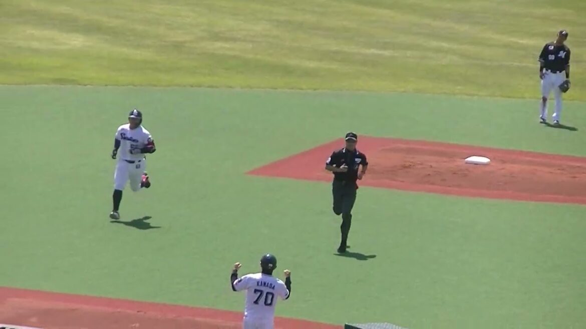 スワローズ三ツ俣大樹 強風にのって特大ホームラン【ヤクルトスワローズ対 千葉ロッテマリーンズ イースタン2024年4月19日】