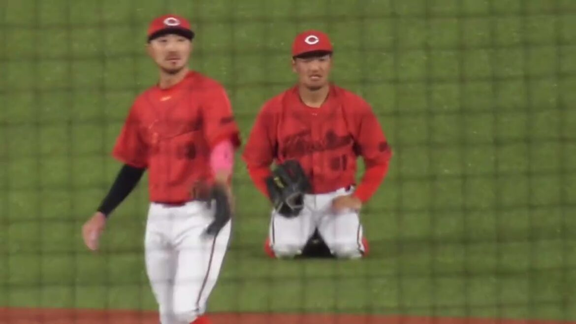 村上シフトがハマる！矢野雅哉が好守を披露し球場が沸く！2024年4月25日