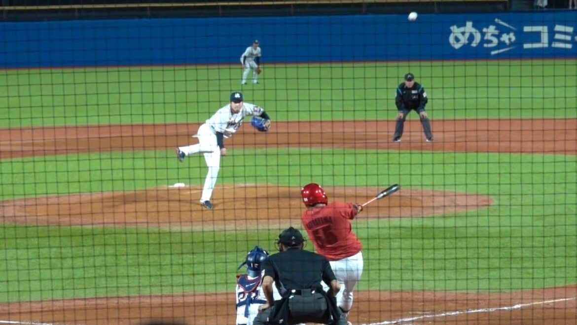 松山竜平 ホームラン級のファールで確信歩きをしてしまいリプレイで笑いが起きる 広島東洋カープ 2024/04/25