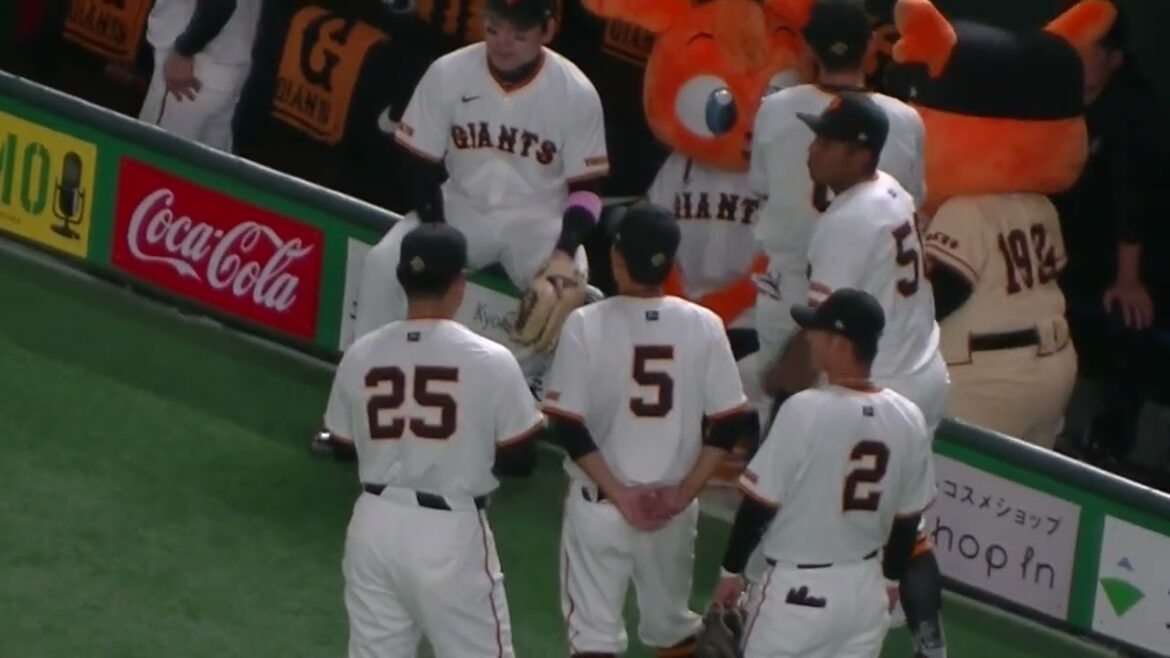 吉川尚輝とスローイング談義？岡本和真の様子【読売ジャイアンツ対 中日ドラゴンズ2024年4月25日】