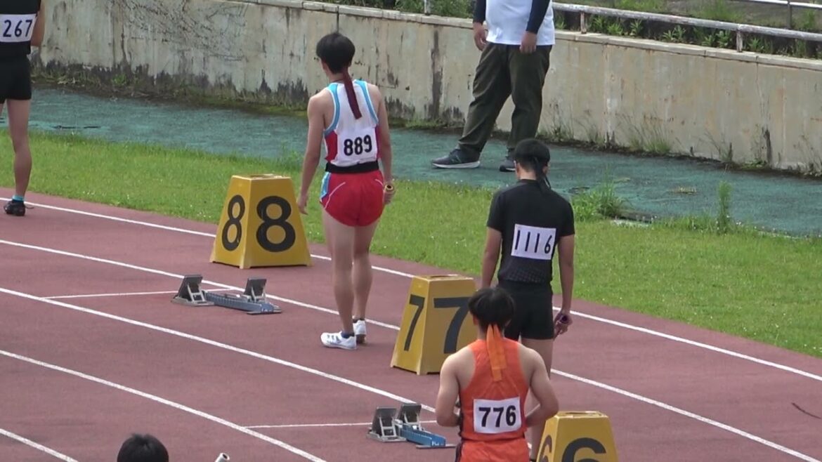 20240428103037宮崎県高校ジュニア男4×100ｍＲＡ決勝 宮崎工業A42"07：有木 琉晟(3)・三森咲大朗(3)・土岐 琉斗(3)・小倉 悠聖(2)