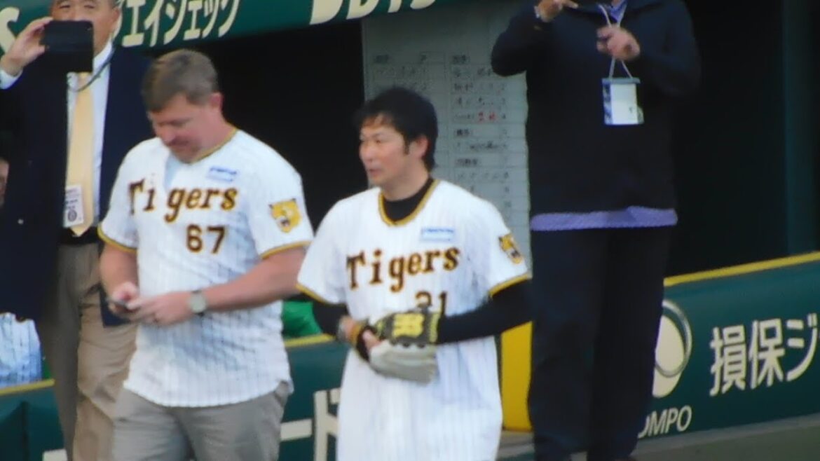 懐かしの...岩田＆ブラゼル 始球式に登場!! 結果はまさかの...応援団は懐かしの応援歌を演奏
