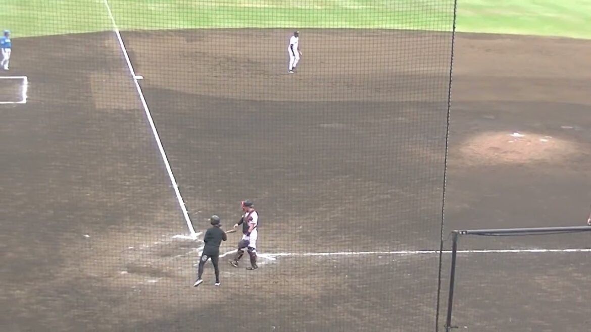 平内龍太154キロ計測 古川裕大 有薗直輝と抑える（2024年4月18日  読売ジャイアンツ対 日本ハムファイターズ 2軍）