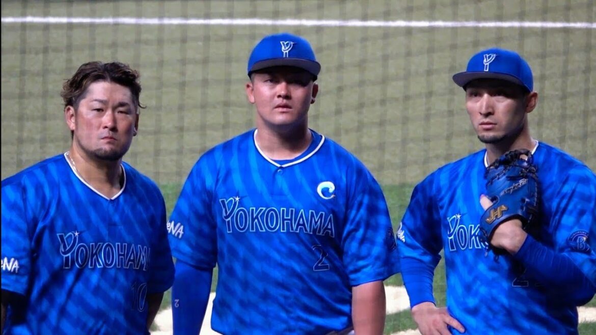 知り合いを探すも全然見つからず深刻そうな顔をする選手たち！牧秀悟・伊藤光・戸柱恭孝 2024/04/29 横浜DeNAベイスターズ バンテリンドームナゴヤ