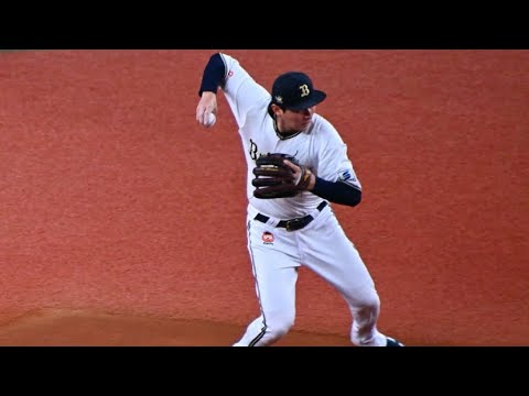 オリックス 紅林弘太郎 併殺前の セカンドへのアイコンタクト 誰と組んでも 素晴らしいコンビ オリックス 紅林弘太郎 併殺前の セカンドへのアイコンタクト 誰と組んでも 素晴らしいコンビ