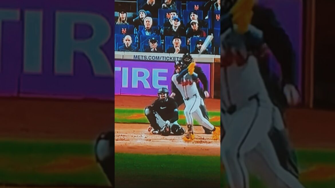Atlanta Braves Ronald Acuna Jr. 461ft. home run against the New York Mets! #shorts #viral ​⁠​⁠#mlb