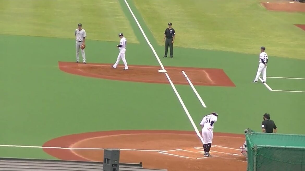 太田賢吾にヒットで濱田太貴の打球 泉口友汰のショートプレー（ヤクルトスワローズ対 読売ジャイアンツ2024年5月6日）