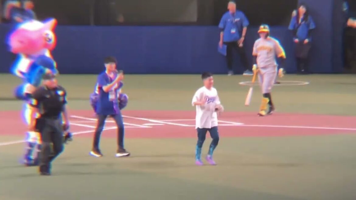 始球式 ウンパルンパ(2024/5/15) 始球式 ウンパルンパ(2024/5/15)