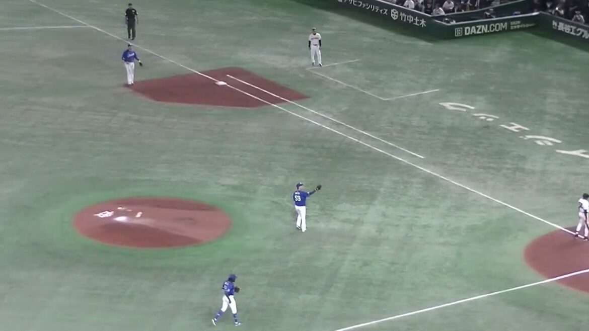 オコエ瑠偉を空振り三振にとる齋藤綱記＜読売ジャイアンツ 対 中日ドラゴンズ 2024年4月24日＞