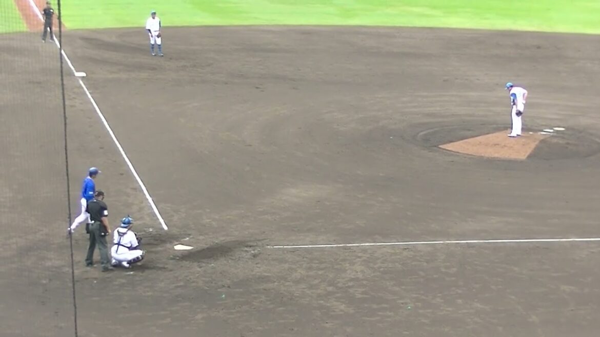 松尾汐恩をショートフライに打ち取る黒木優太【日本ハムファイターズ対 横浜DeNAベイスターズ2024年5月8日】