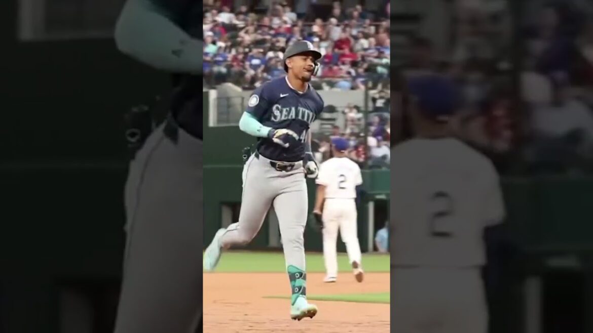 JULIO RODRIGUEZ: ADIOS CUADRANGULAR NO LA BUSQUEN QUE NO VUELVE MAS GOOD BYE BABY ⚾️🔥🔥🔥💥☄️