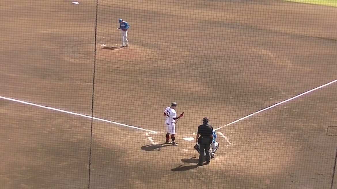 浅野翔吾 バットを寝かす新フォームで勝ち越しタイムリー〜松原聖弥の同点内野ゴロの後（読売ジャイアンツ対 日本ハムファイターズ 2軍戦2024年4月16日）