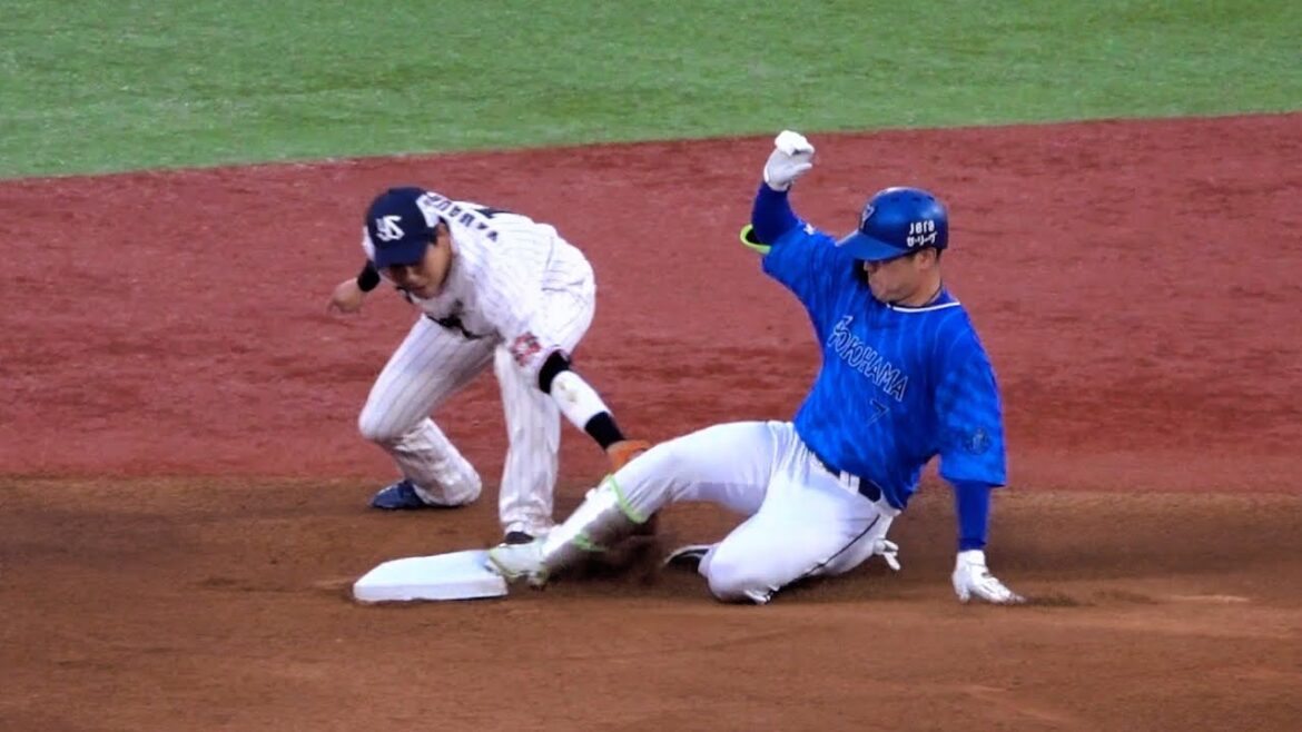 牧の分まで走る佐野恵太！センター横への当たりを激走でツーベースヒットに！2024/05/21 横浜DeNAベイスターズ