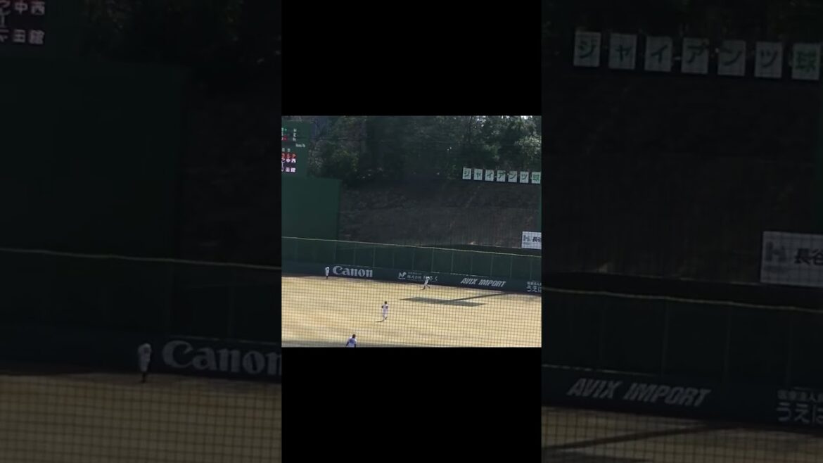 西浦直亨 バックスクリーンへホームランは巨人ルーキー西舘勇陽から（2024年3月13日 教育リーグ 読売ジャイアンツ対 横浜DeNAベイスターズ）