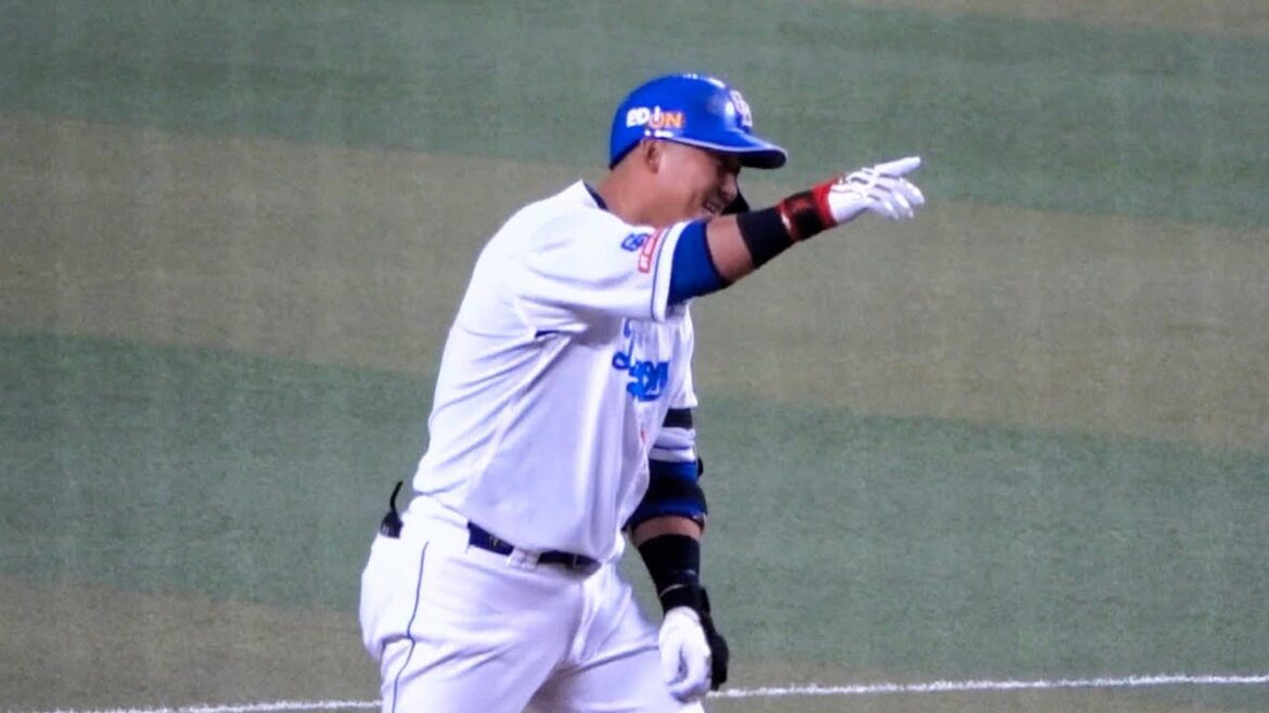 苦笑いの中田翔！ラッキーな形で2点タイムリーツーベース！中日ドラゴンズ 2024/04/29