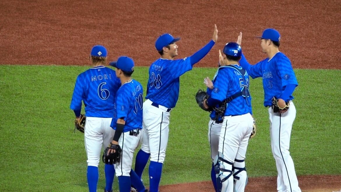 今季初同一カード3連勝！森原康平三者凡退で締めて勝利のハイタッチ！2024/05/23 横浜DeNAベイスターズ