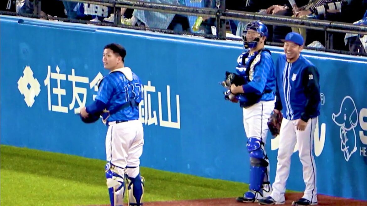 石川達也爆笑してるw 髙城俊人の空中くるりんぱw 横浜DeNAベイスターズ 2924/5/23