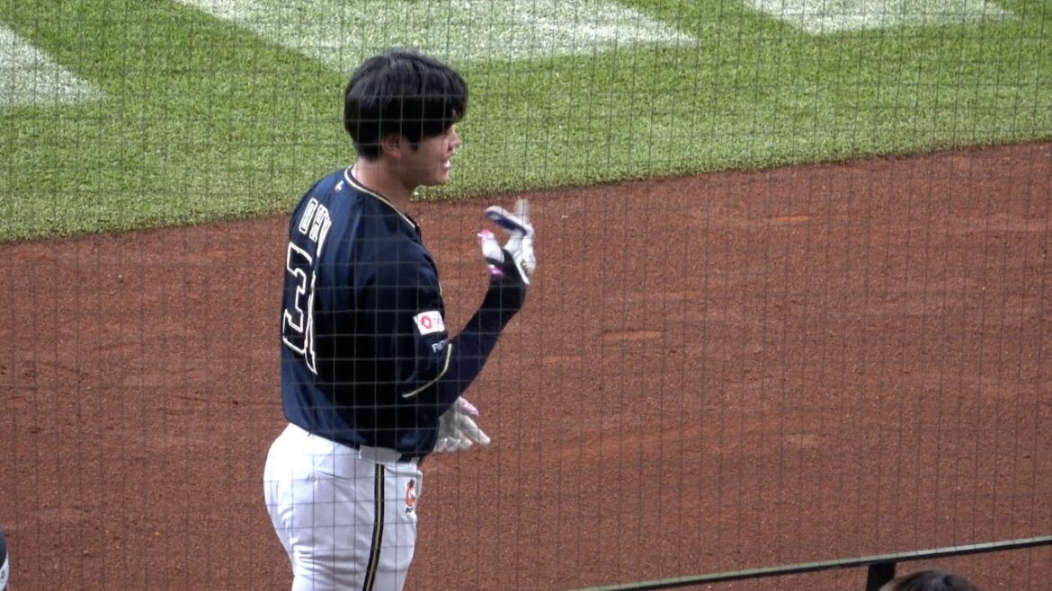 去年まで登場曲として使っていた嵐の曲が流れて反応する太田椋