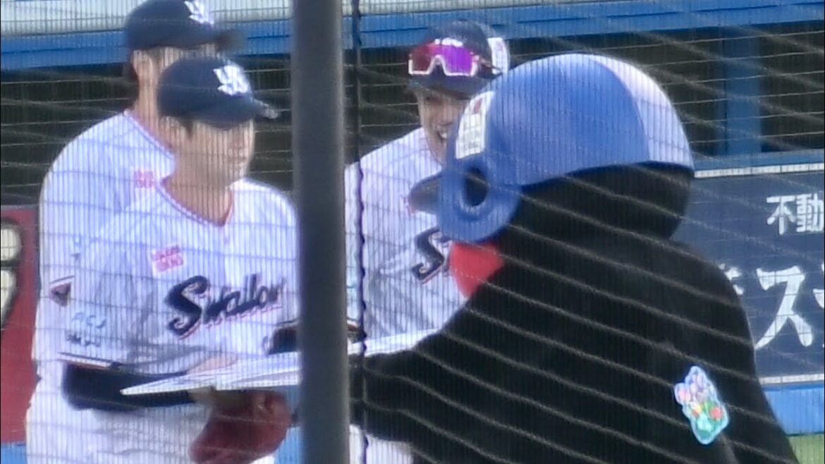 9回同点2アウト満塁の大ピンチを抑えて500試合登板を飾る石山泰稚