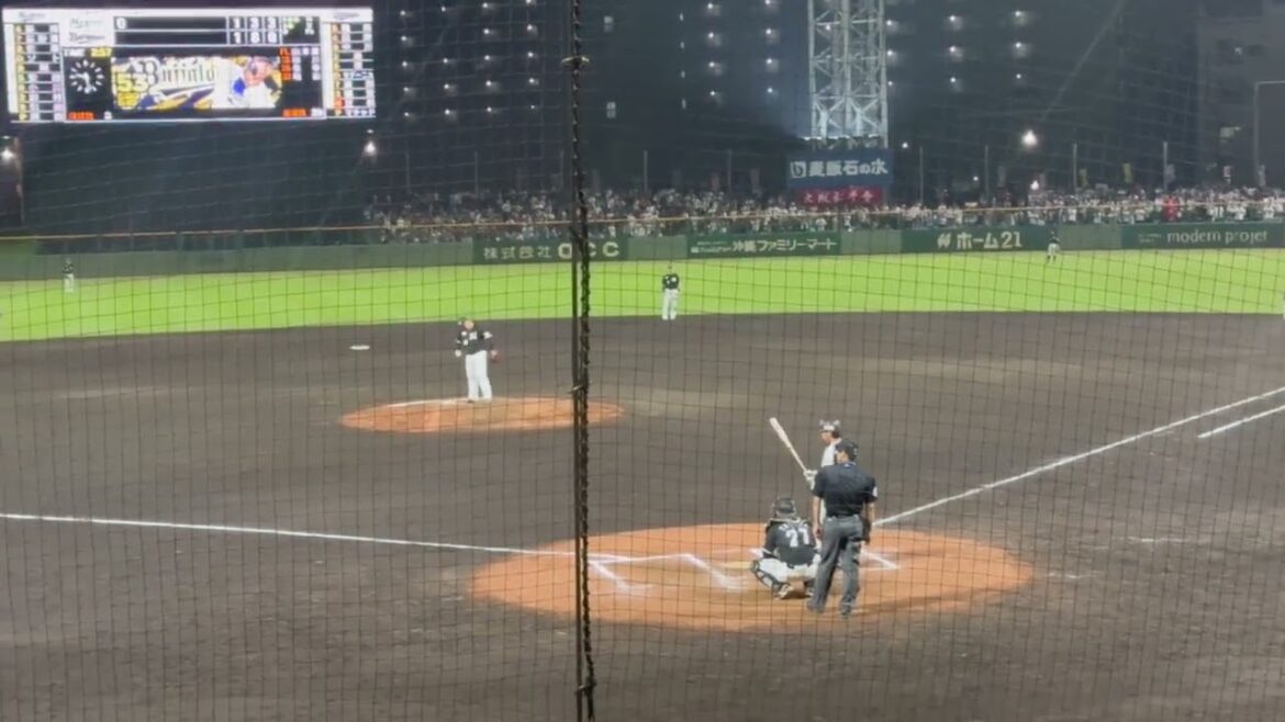 2024.05.15 オリックスvsロッテ　宜保選手の打席　大歓声　粘って粘って　セルラースタジアム那覇