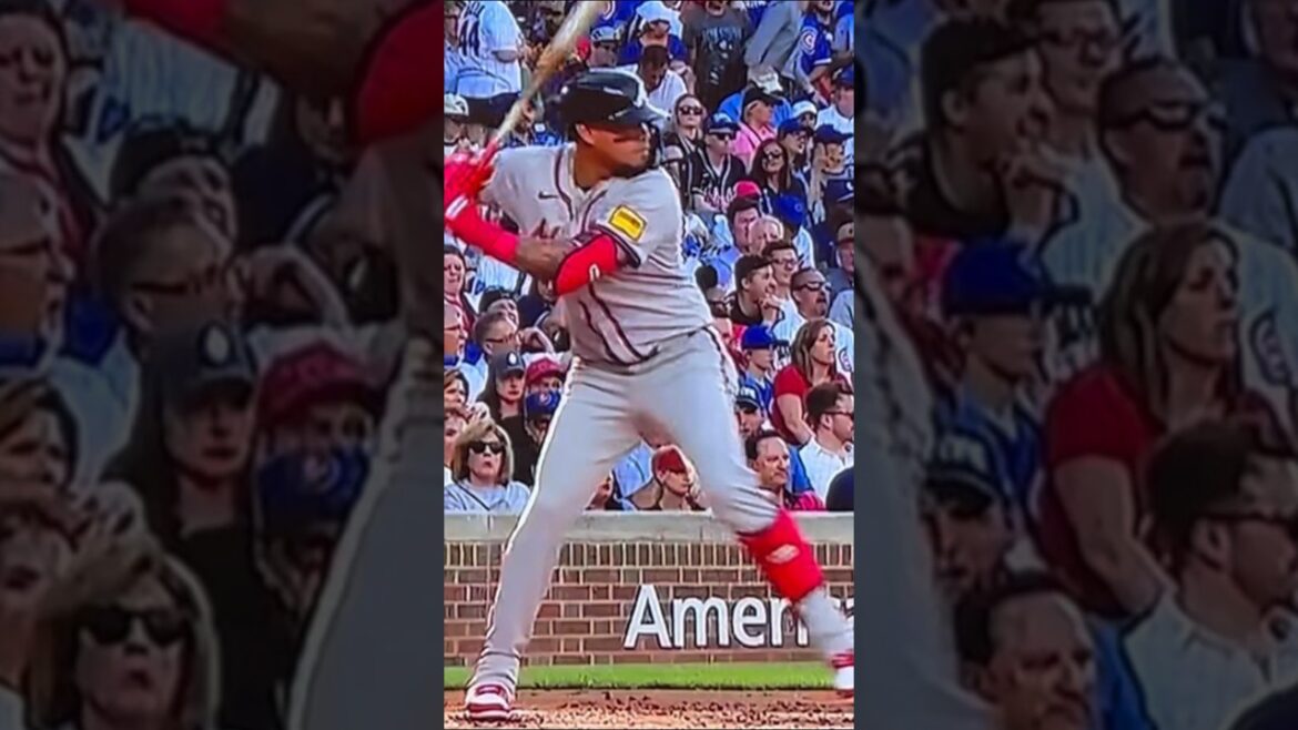 Atlanta Braves Orlando Arcia 2 Run Home Run against the Cubs ‼️⚾️⚾️ #shorts #viral #mlb