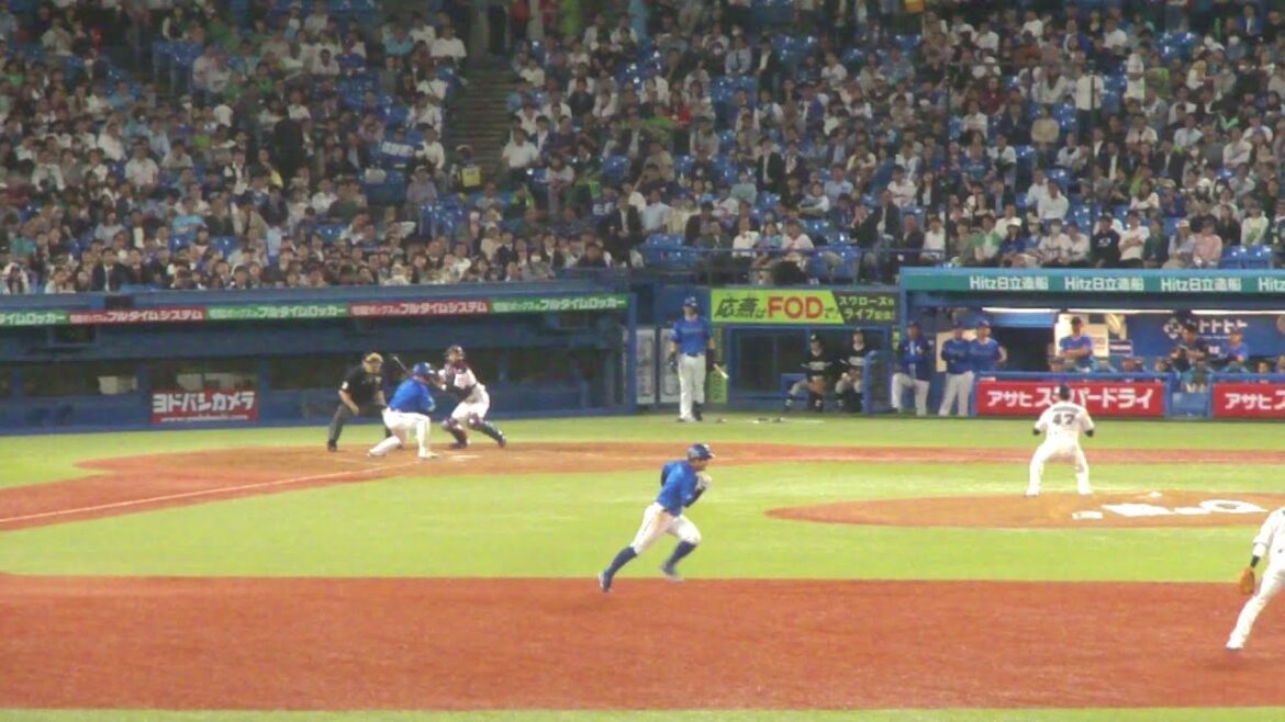 DeNA 桑原将志 ヘッドスライディングで盗塁成功　ヤクルト vs DeNA　2024年5月23日(木)