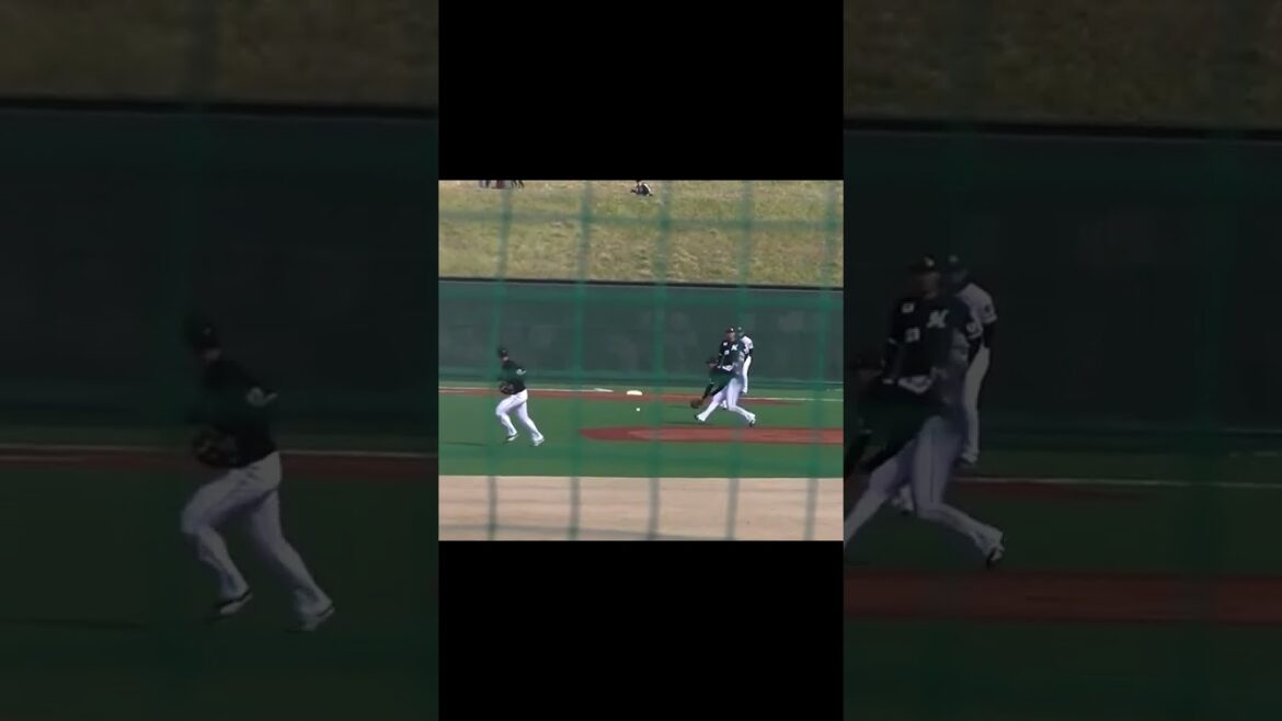 スワローズ太田賢吾が内野安打を放つ2024年3月9日 春季教育リーグヤクルトスワローズ対 千葉ロッテマリーンズ