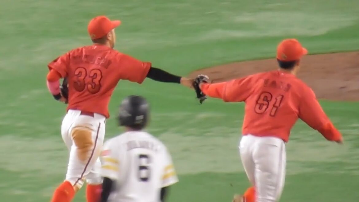 一死満塁のピンチ、菊池&矢野が華麗なるゲッツーを完成させ失点を阻止するナイスプレー！2024年6月2日