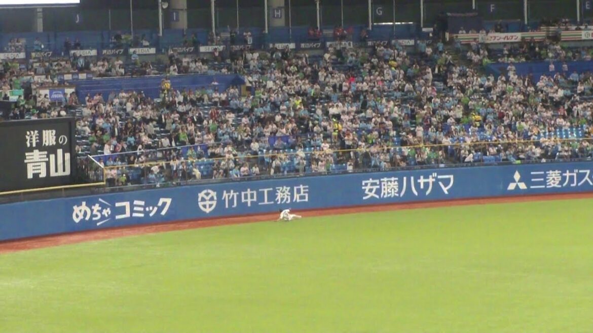 ヤクルト 西川遥輝 ファインプレー　ヤクルト vs 西武　2024年6月4日(火)　神宮球場