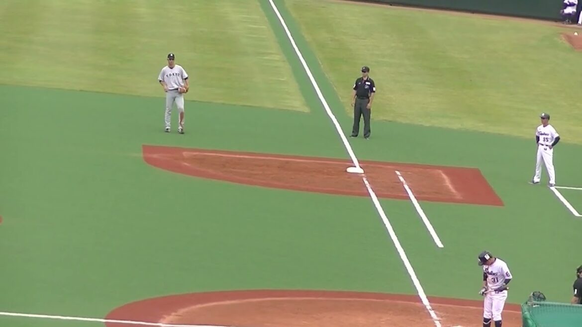 山崎晃太郎をショートゴロに打ち取る松井颯（ヤクルトスワローズ対 読売ジャイアンツ2024年5月6日）