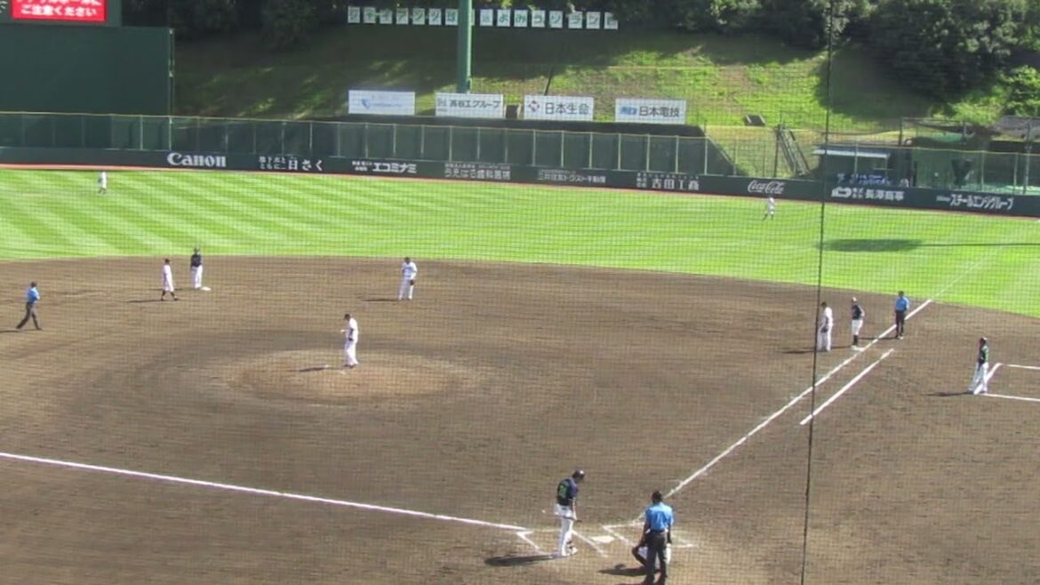 ピンチで北村拓己をサードゴロに打ち取る戸田懐生2024年5月29日 読売ジャイアンツ対ヤクルトスワローズ