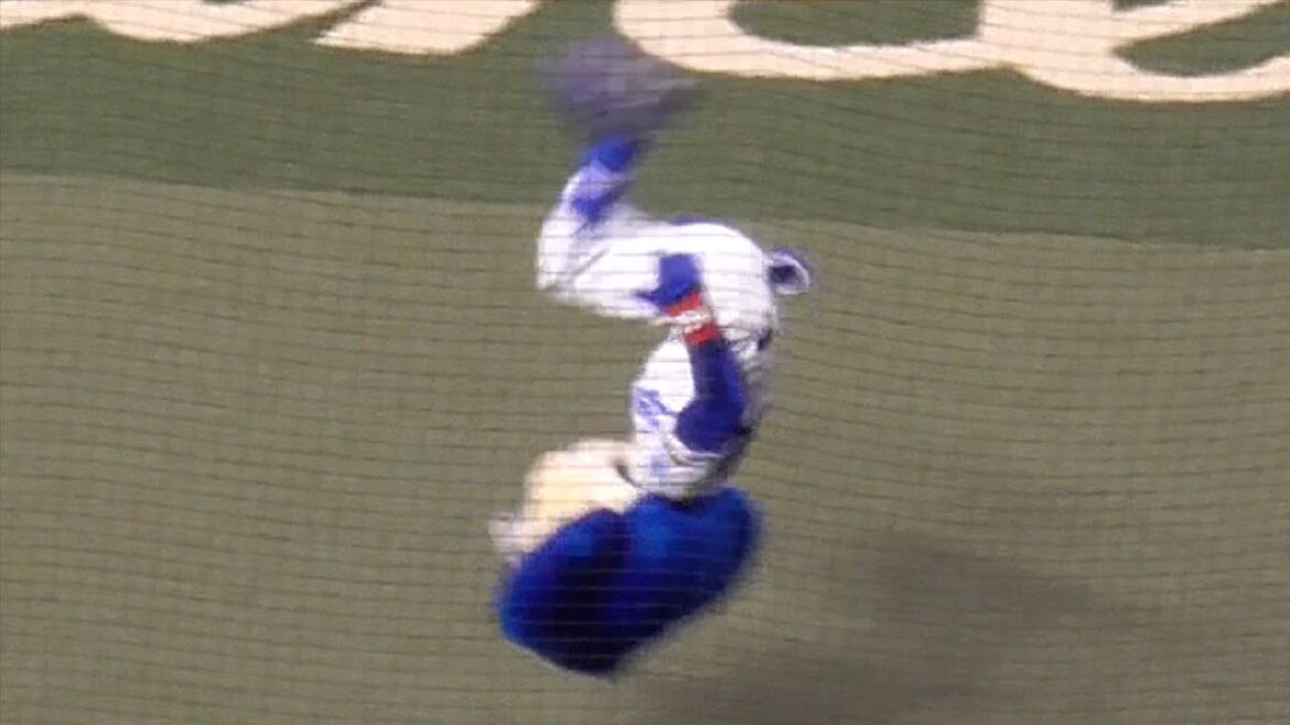 ドアラがバク転で松葉投手の完投を祝福！　中日ドラゴンズVS横浜DeNAベイスターズ　2024/04/29