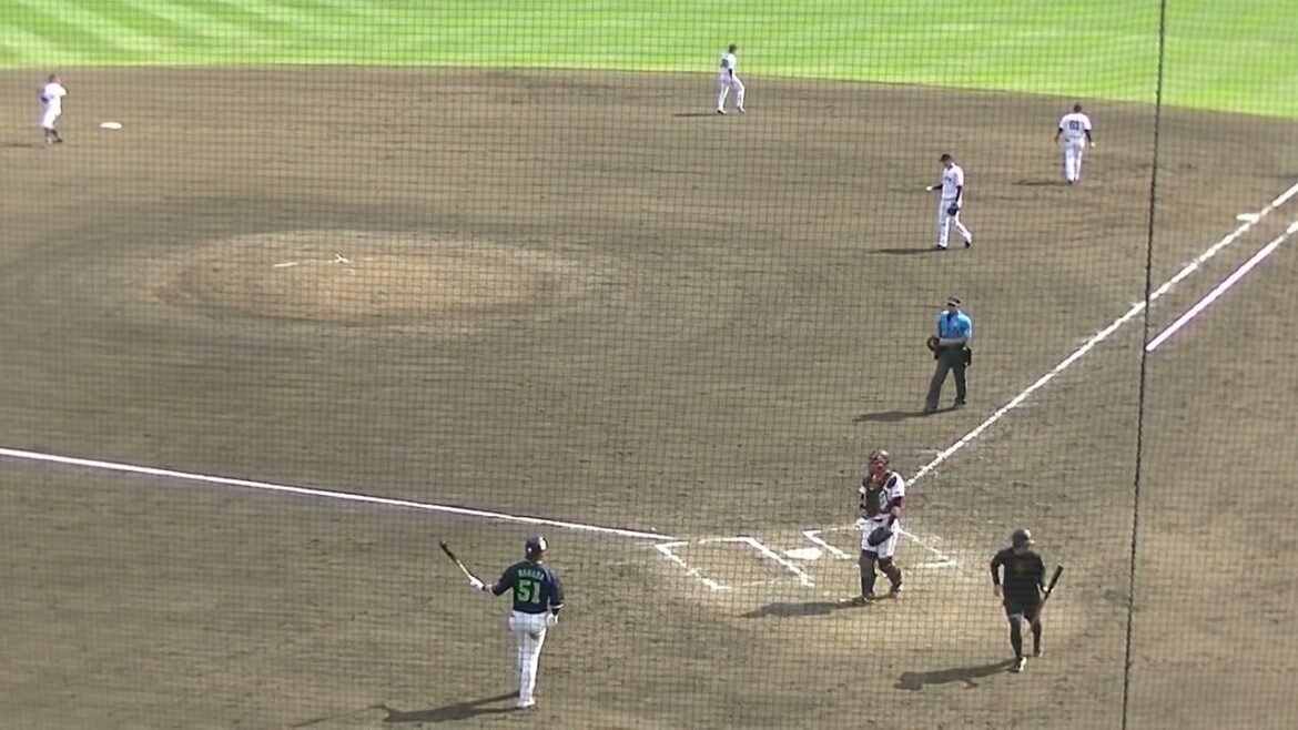 宮本丈、濱田太貴を打ち取る鈴木康平（読売ジャイアンツ対 ヤクルトスワローズ2024年5月29日）