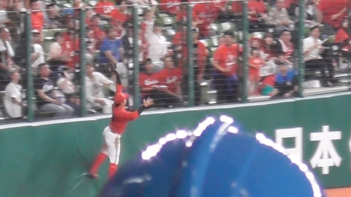 フェンス越しスーパージャンプの大盛穂が超絶ファインプレーで床田を救う！2024年年6月11日