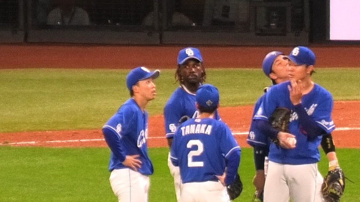 【チームを救う好返球！！】7回裏ライト岡林勇希選手の好返球でホームを狙った中島選手を捕殺！！リクエストされるも覆らずアウトでチェンジ！2024/06/11