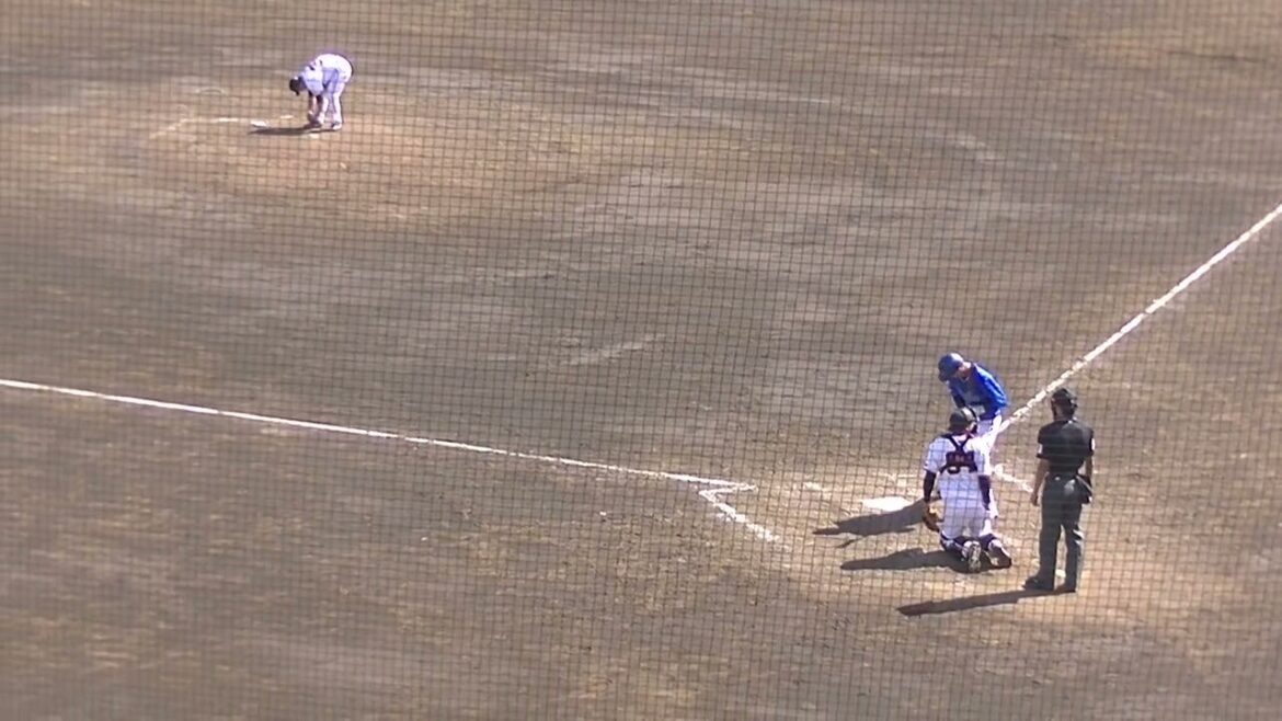 ピンチで梶原昴希をファーストゴロに打ち取る近藤大亮（2024年5月10日 読売ジャイアンツ対 横浜DeNAベイスターズ）