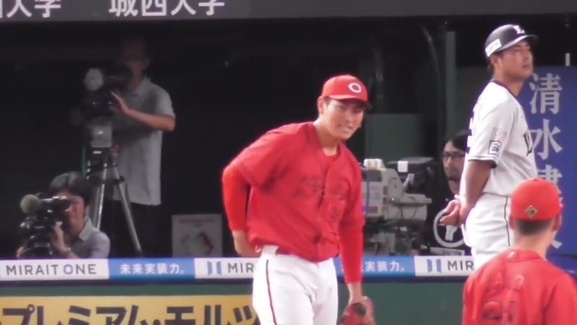 ジャンプ一番佐藤啓介！ナイスプレーを披露、新井監督もにっこり！2024年6月13日