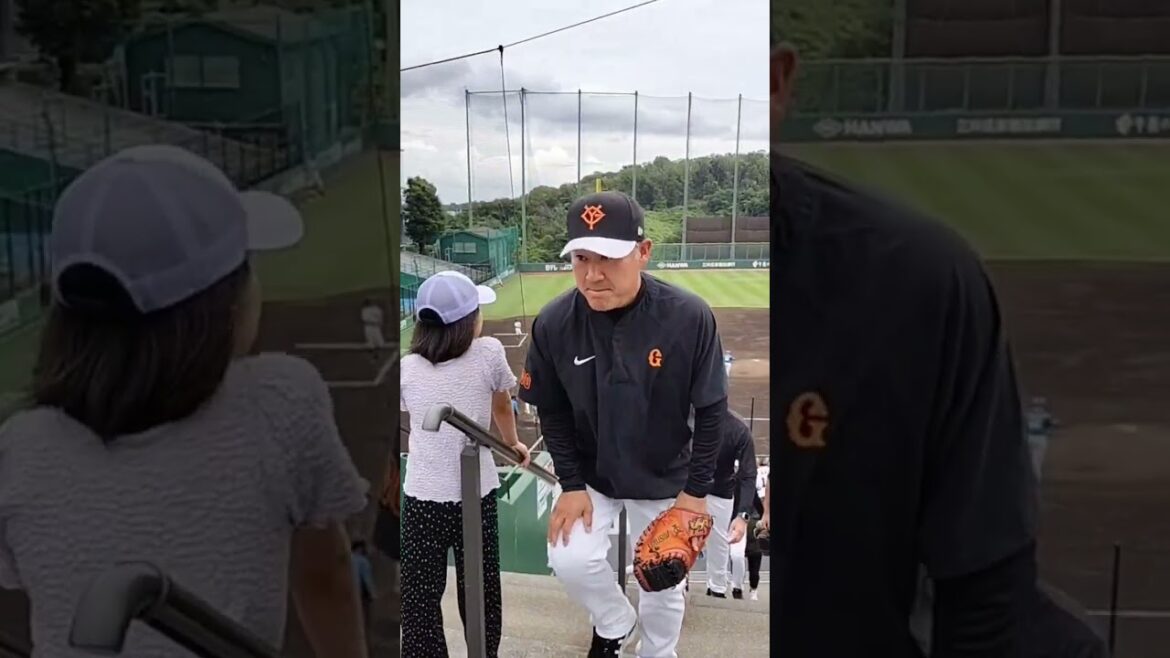 【GIANTS】目の前を通るヤングジャイアンツの投手陣 #巨人 #shorts #巨人3軍 #山﨑友輔