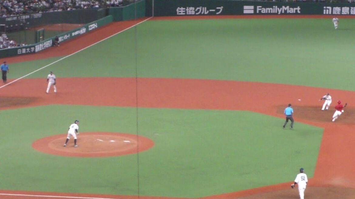 西武 古賀悠斗 盗塁阻止でナイスプレー　野間峻祥は盗塁失敗　西武 vs 広島　2024年6月12日(水) ベルーナドーム